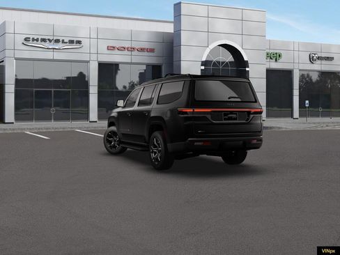 New 2026 Jeep Grand Wagoneer Limited w/ HD Trailer Tow Package image 3