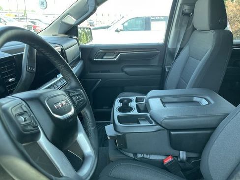 Used 2024 GMC Sierra 1500 Elevation AWD/4WD image 13