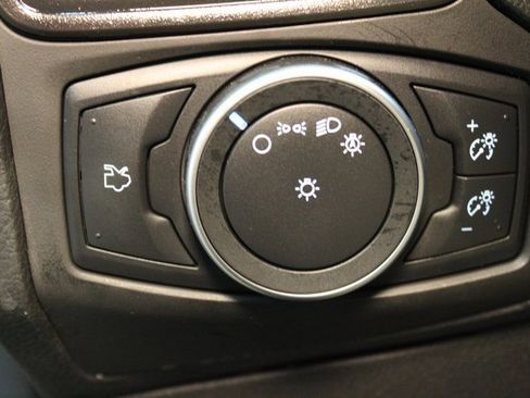 Used 2018 Ford Focus SE image 14