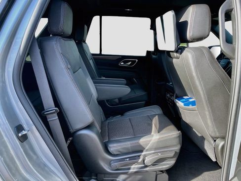 Used 2024 Chevrolet Tahoe High Country w/ Advanced Technology Package AWD/4WD image 29