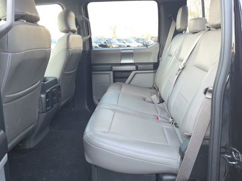 Used 2017 Ford F250 XLT w/ XLT Premium Package image 15