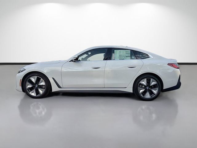 Used 2026 BMW i4 eDrive40 w/ Parking Assistance Package RWD image 6