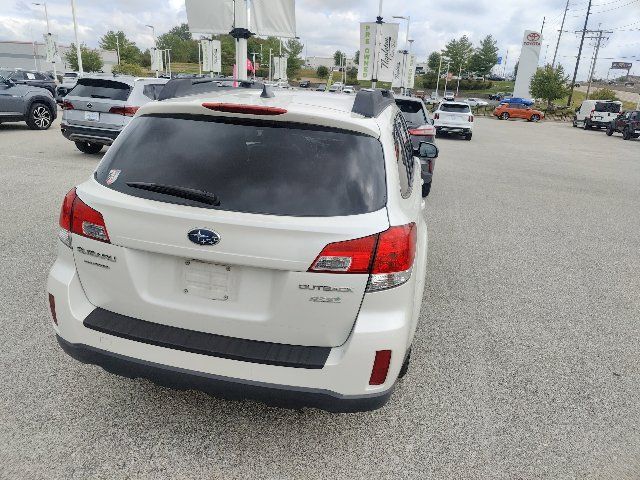 Used 2014 Subaru Outback 2.5i Premium AWD/4WD image 21