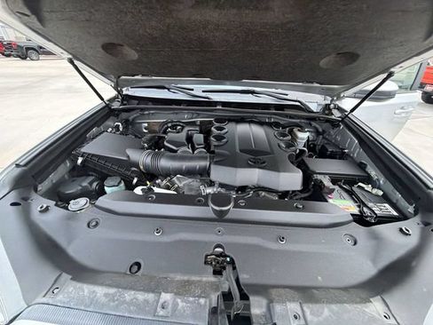 Certified 2022 Toyota 4Runner SR5 RWD image 34
