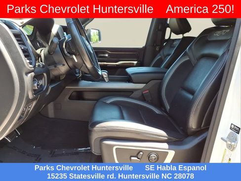 Used 2022 RAM 1500 Laramie AWD/4WD image 17