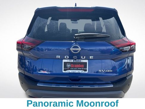 Used 2023 Nissan Rogue SV w/ SV Premium B Package image 5