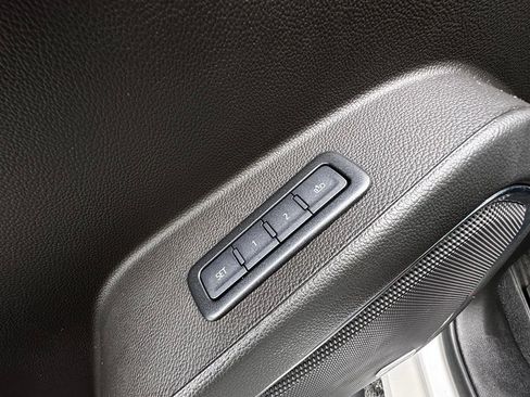 Used 2020 GMC Yukon Denali w/ Open Road Package AWD/4WD image 25