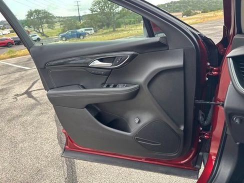 Used 2023 Buick Envision Essence FWD image 19