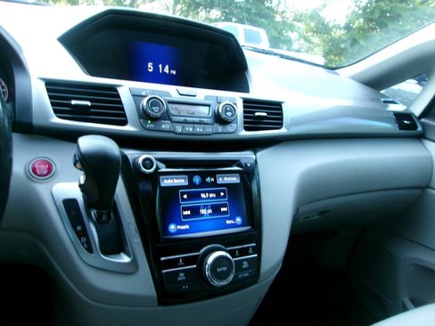 Used 2016 Honda Odyssey EX-L image 13
