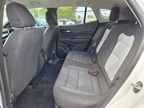 Used 2024 Chevrolet Trax LS w/ LS Convenience Package image 14