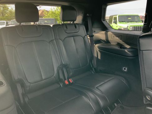 Used 2023 Jeep Grand Cherokee L Overland w/ Advanced Protech Group III AWD/4WD image 64