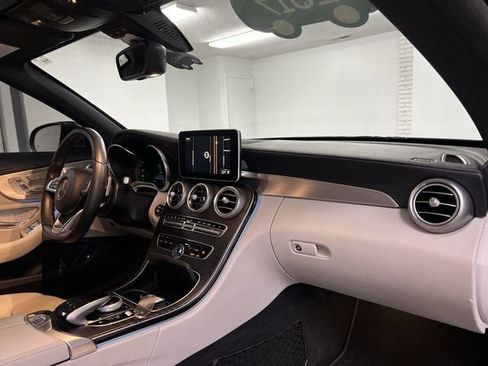 Used 2017 Mercedes-Benz C 300 4MATIC Cabriolet image 29
