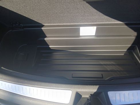 Used 2024 Cadillac XT6 Sport w/ LPO, Onyx Lite Package image 20