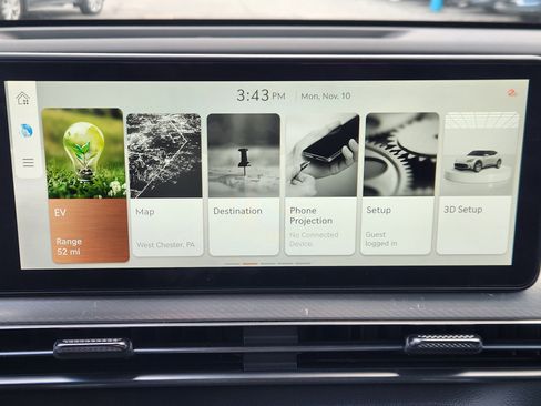 Used 2025 Genesis GV60 Advanced image 11