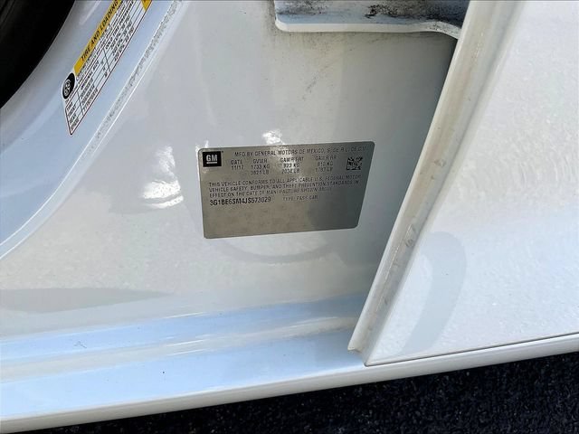 Used 2018 Chevrolet Cruze LT FWD image 21
