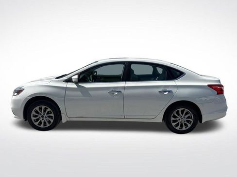 Used 2016 Nissan Sentra SV w/ Style Package FWD image 2