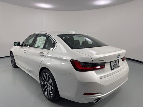 New 2026 BMW 330i xDrive Sedan AWD/4WD image 5