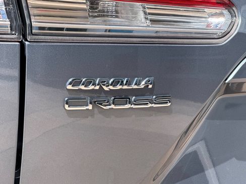 Certified 2022 Toyota Corolla Cross LE w/ Moonroof Package AWD/4WD image 34