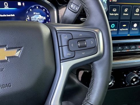 Used 2023 Chevrolet Silverado 1500 LT AWD/4WD image 13