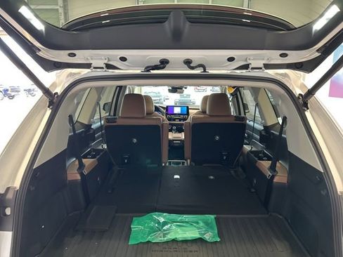 New 2026 Toyota Grand Highlander AWD image 17