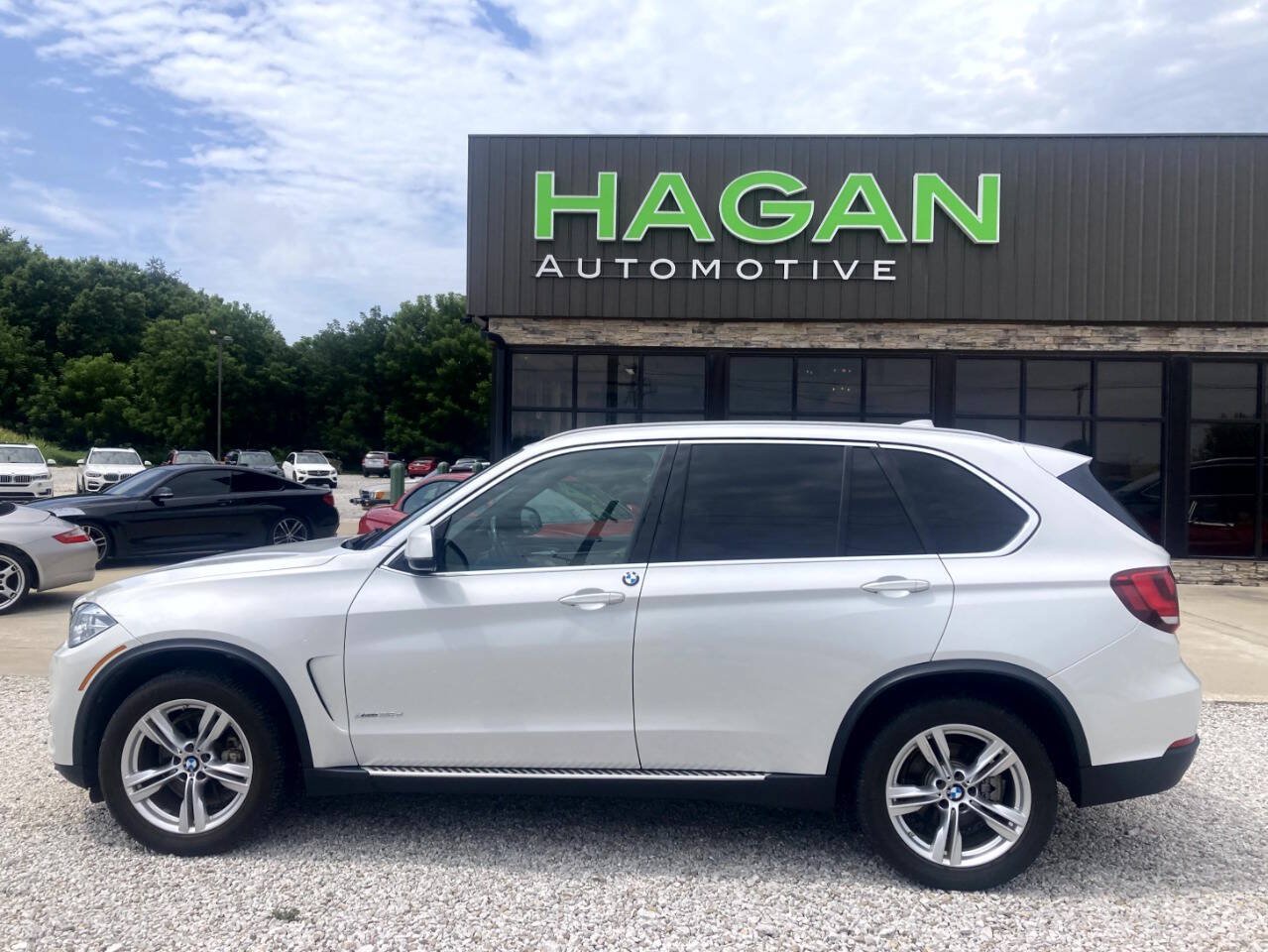 Used 2017 BMW X5 xDrive35d AWD/4WD image 1