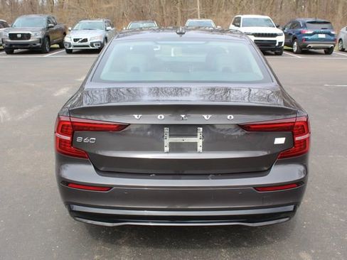 Used 2023 Volvo S60 T8 Plus image 4