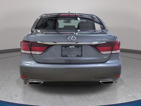 Used 2017 Lexus LS 460 AWD w/ Comfort Package image 7