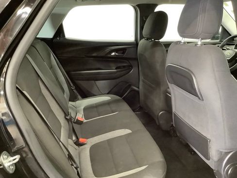 Used 2023 Chevrolet TrailBlazer LS FWD image 29