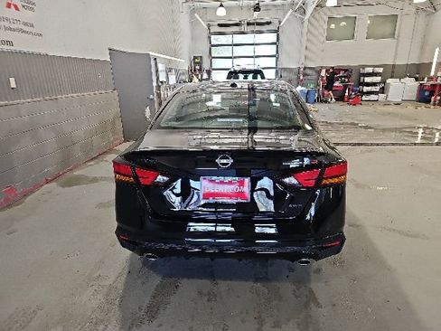 New 2026 Nissan Altima 2.5 SR AWD/4WD image 4