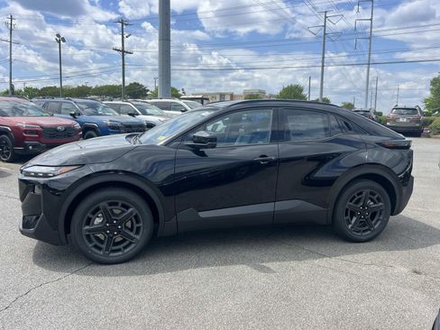 New 2026 Subaru Uncharted AWD image 4
