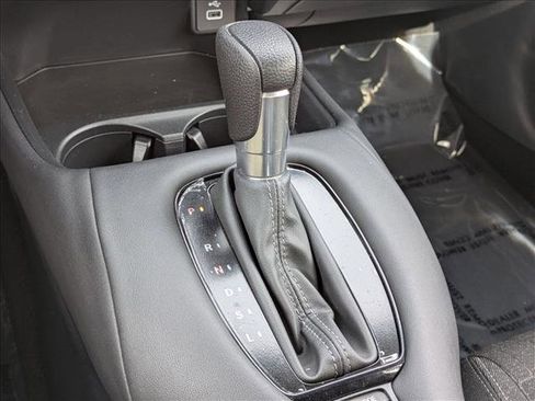 Used 2023 Honda HR-V LX image 14