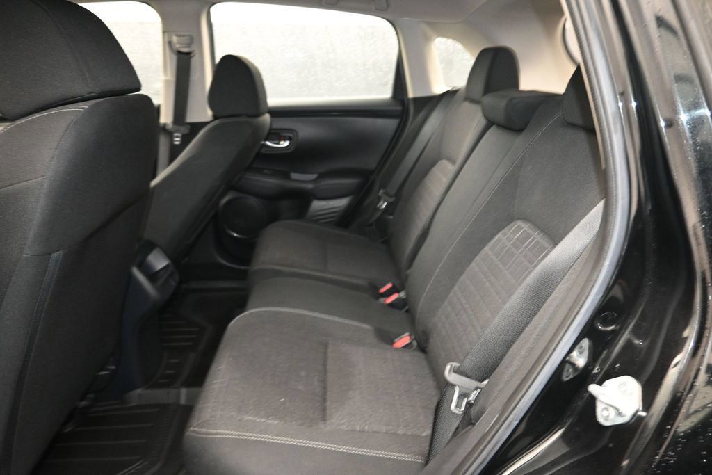 Used 2024 Honda HR-V LX image 15