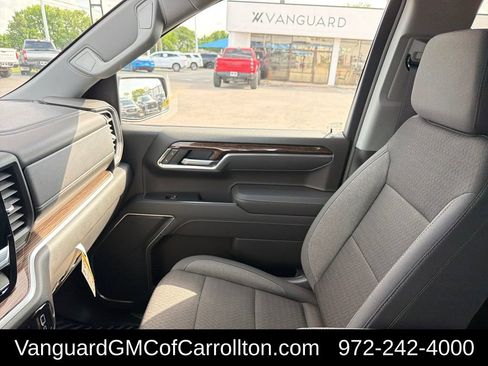 New 2026 GMC Sierra 1500 Elevation image 31