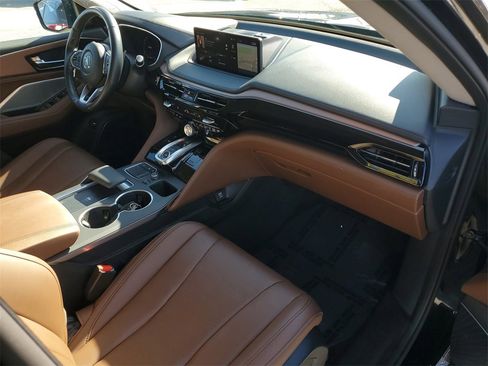 Certified 2023 Acura MDX SH-AWD w/ Technology Package image 4