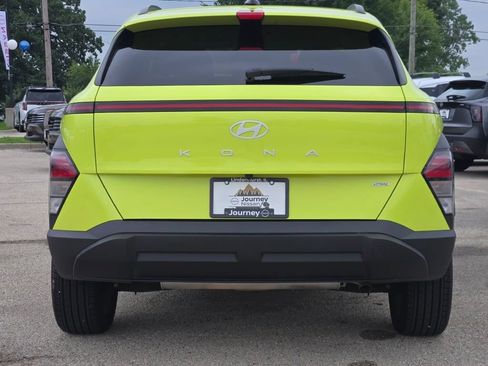 Used 2024 Hyundai Kona SEL AWD/4WD image 14