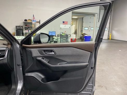 Certified 2023 Nissan Rogue SV AWD/4WD image 28