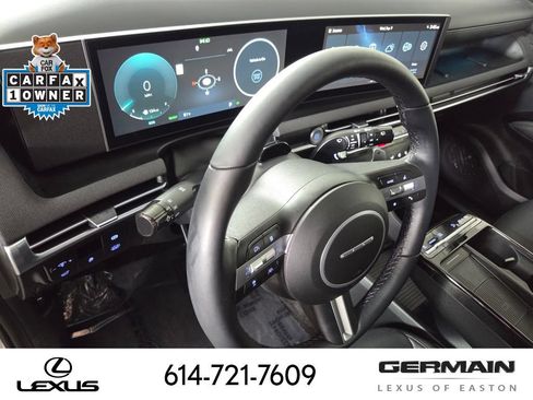 Used 2026 Hyundai Tucson Limited AWD/4WD image 16