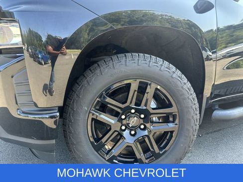 Used 2020 Chevrolet Silverado 1500 Custom w/ Rally Edition AWD/4WD image 32