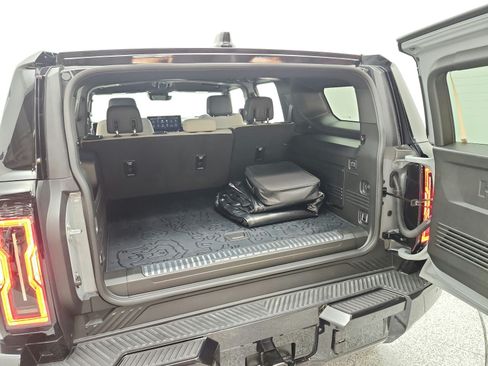 Used 2026 GMC Hummer EV SUV w/ LPO, Sport Package AWD/4WD image 21