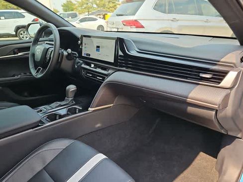 Used 2026 Toyota Camry SE w/ Multimedia Upgrade Package FWD image 20