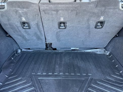 Used 2019 Jeep Wrangler Unlimited Sport S image 11