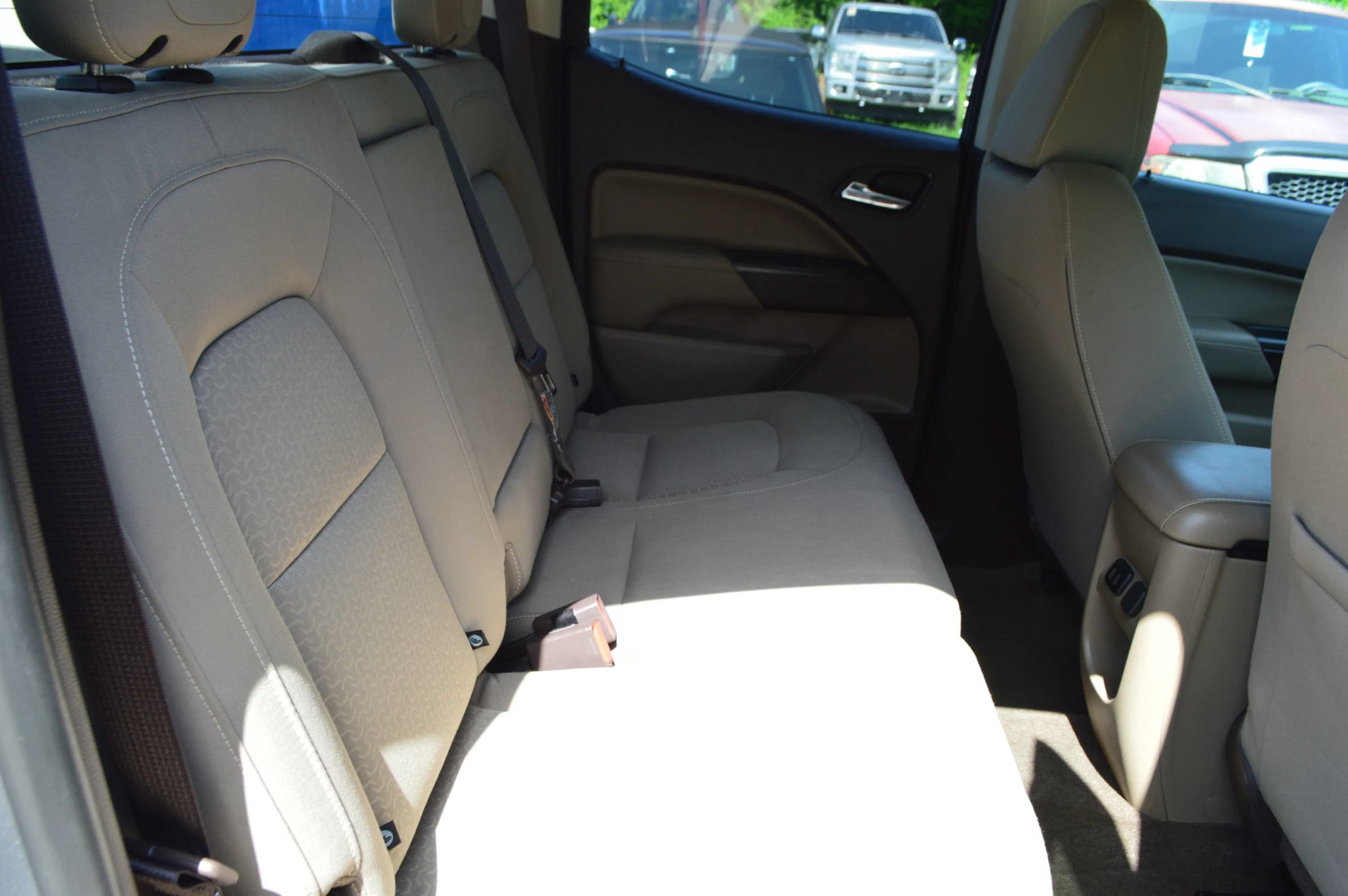 Used 2018 GMC Canyon SLE RWD image 27