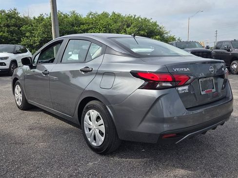 Used 2025 Nissan Versa S w/ Trunk Package FWD image 5