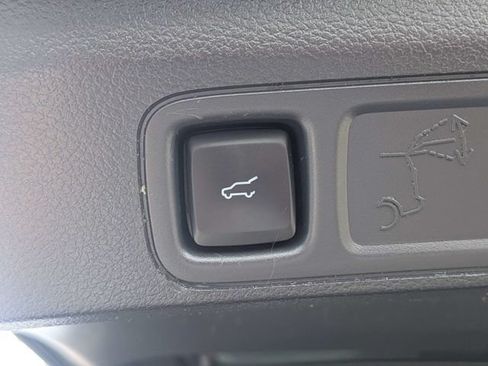 Used 2024 Ford Expedition Max XLT RWD image 13