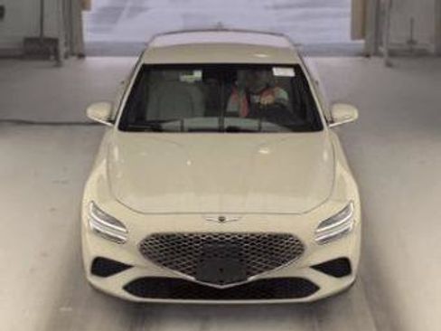 Used 2025 Genesis G70 2.5T AWD/4WD image 7