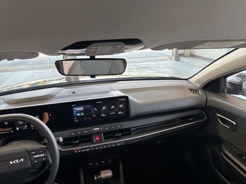 Used 2025 Kia K4 FWD image 34