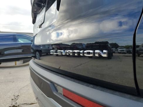 New 2026 GMC Acadia Elevation w/ Elevation Premium Package FWD image 9