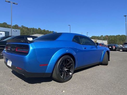 Used 2023 Dodge Challenger SRT Hellcat image 3