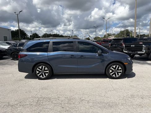 Used 2026 Honda Odyssey EX-L image 4
