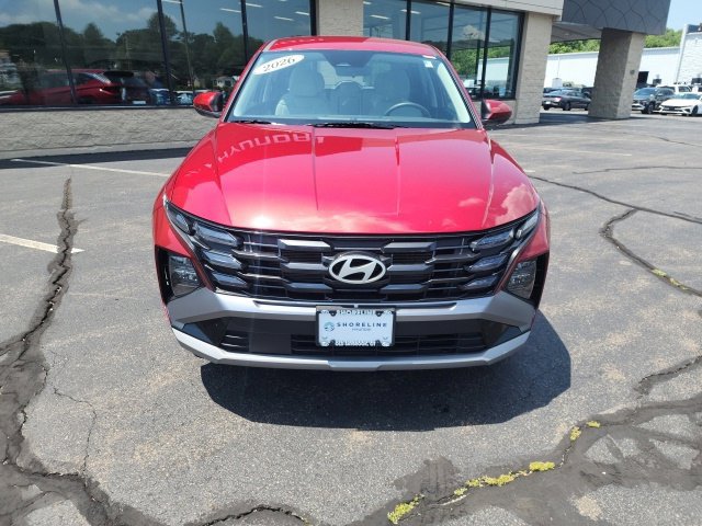 Used 2026 Hyundai Tucson SE AWD/4WD image 2